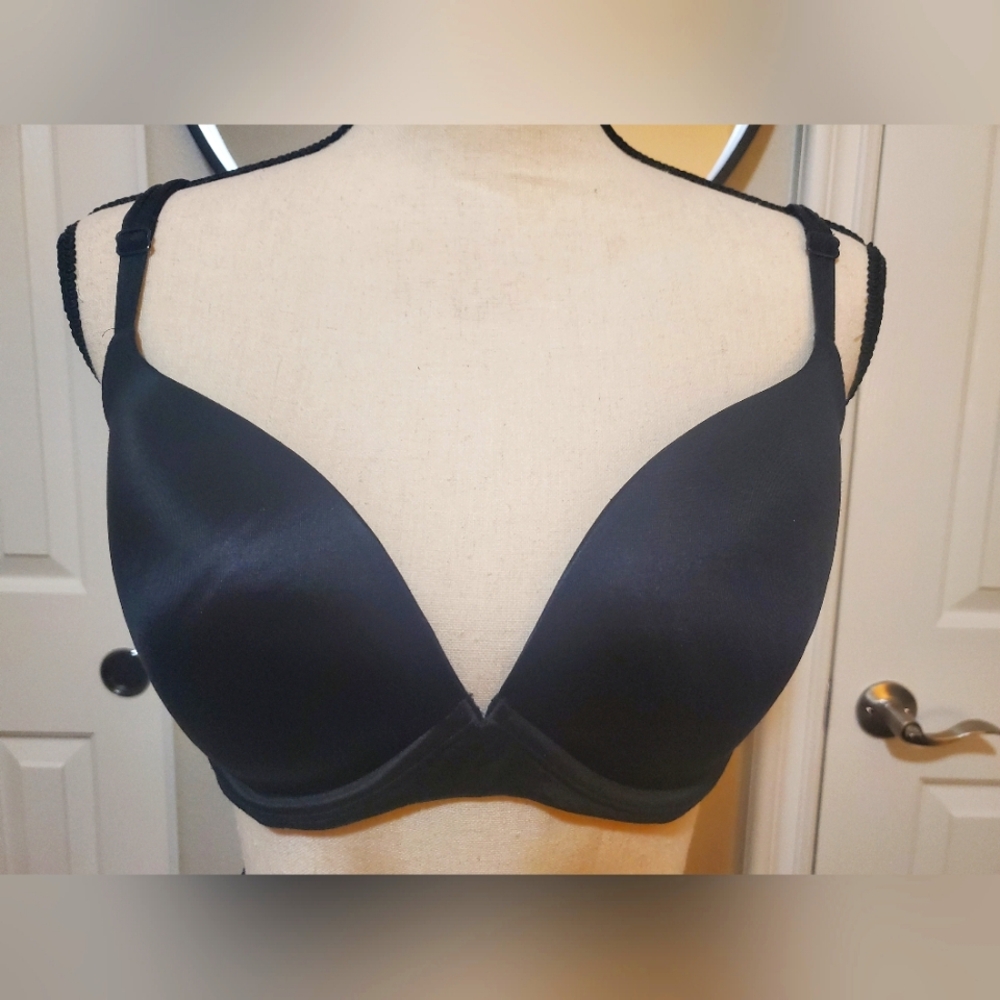 VICTORIA'S SECRET LINED PLUNGE BRA WITH MULTI STRAP OPTIONS 32DDD (F)
